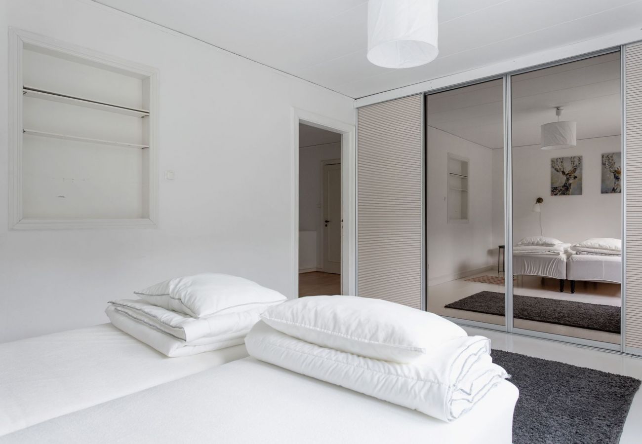 Bedroom with big mirrors