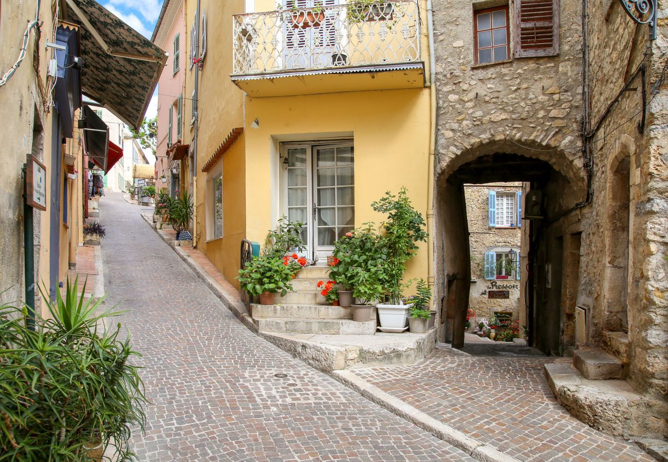 Villa in Fayence - Villa Colline du Soleil - Etoiles du Sud