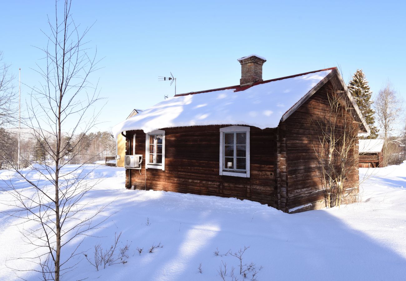 House in Lima - Idyllic log cabin in Dalarna close to  nature and skiing | SE19020