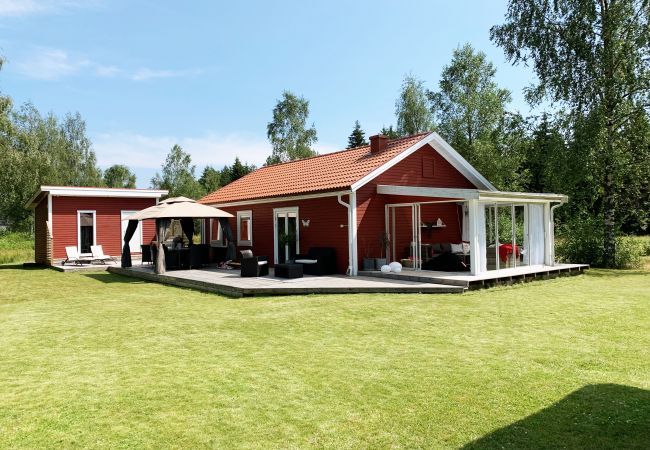  in Bäckefors - Very nice and family-friendly holiday home in Dalsland | SE08028 | SE08028