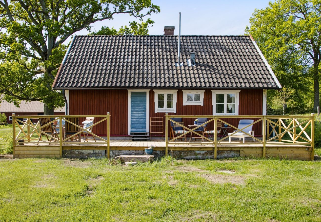 House in Ljungby - Charming cottage with boat in two two lakes, Bolmen and Lillasjön