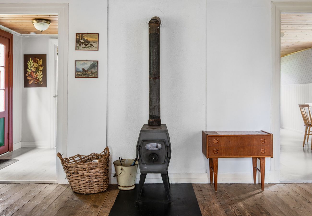 House in Ryd - Cozy cottage with 500 m to lake and rowing boat