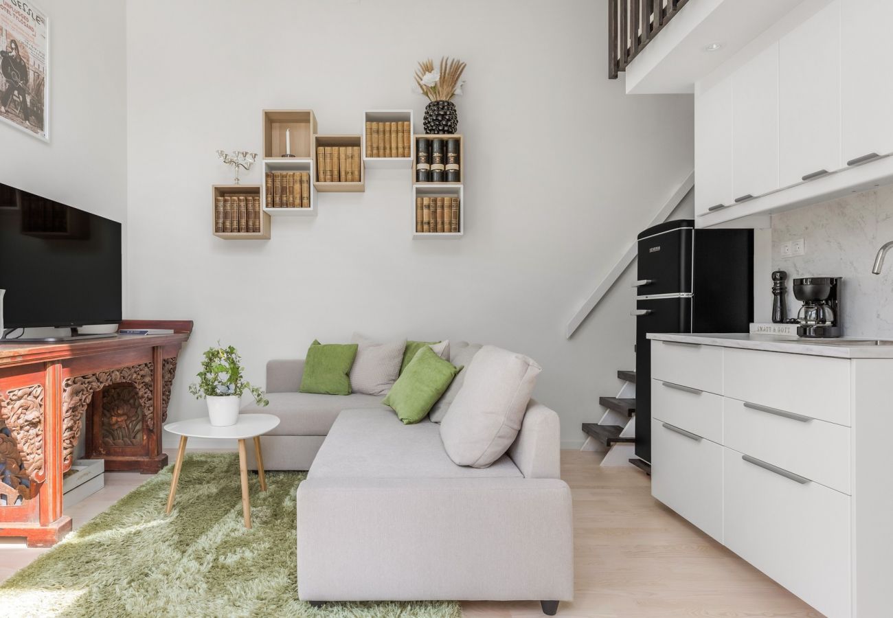 House in Motala - Newly built attefallshus by the beautiful Varamobeach!