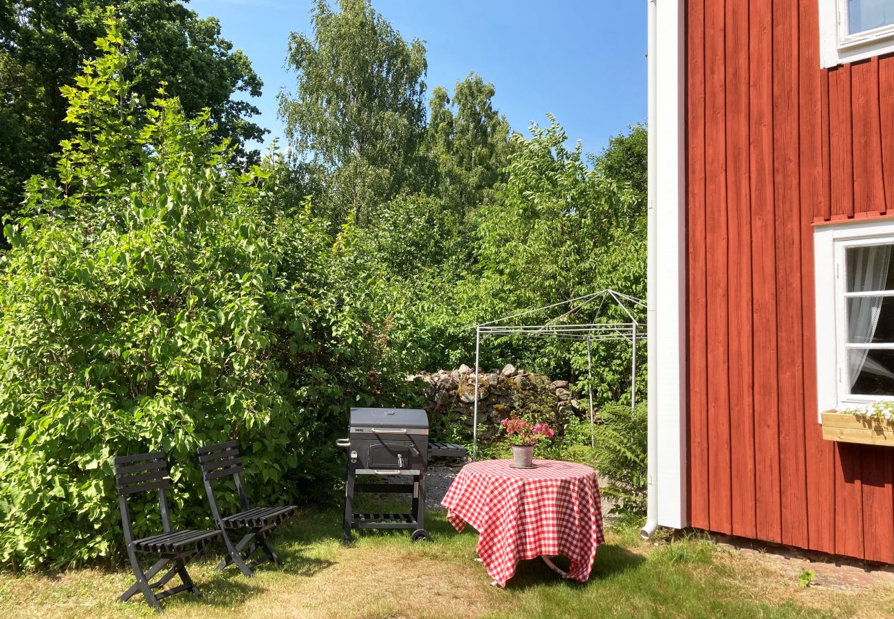 House in Ryd - Nice holiday home with 100 meters to Lake Åsnen | SE06026