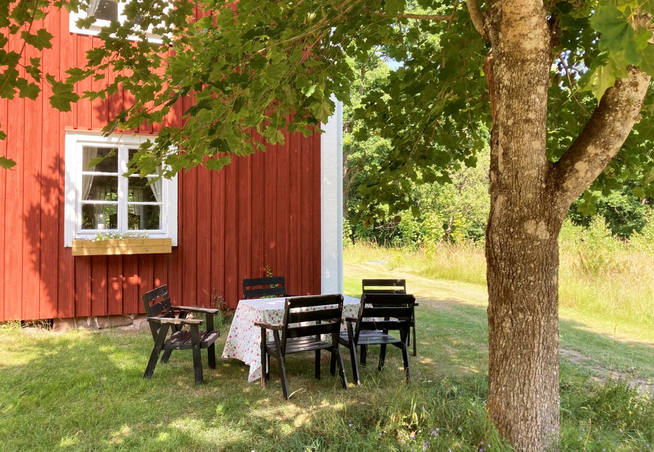 House in Ryd - Nice holiday home with 100 meters to Lake Åsnen