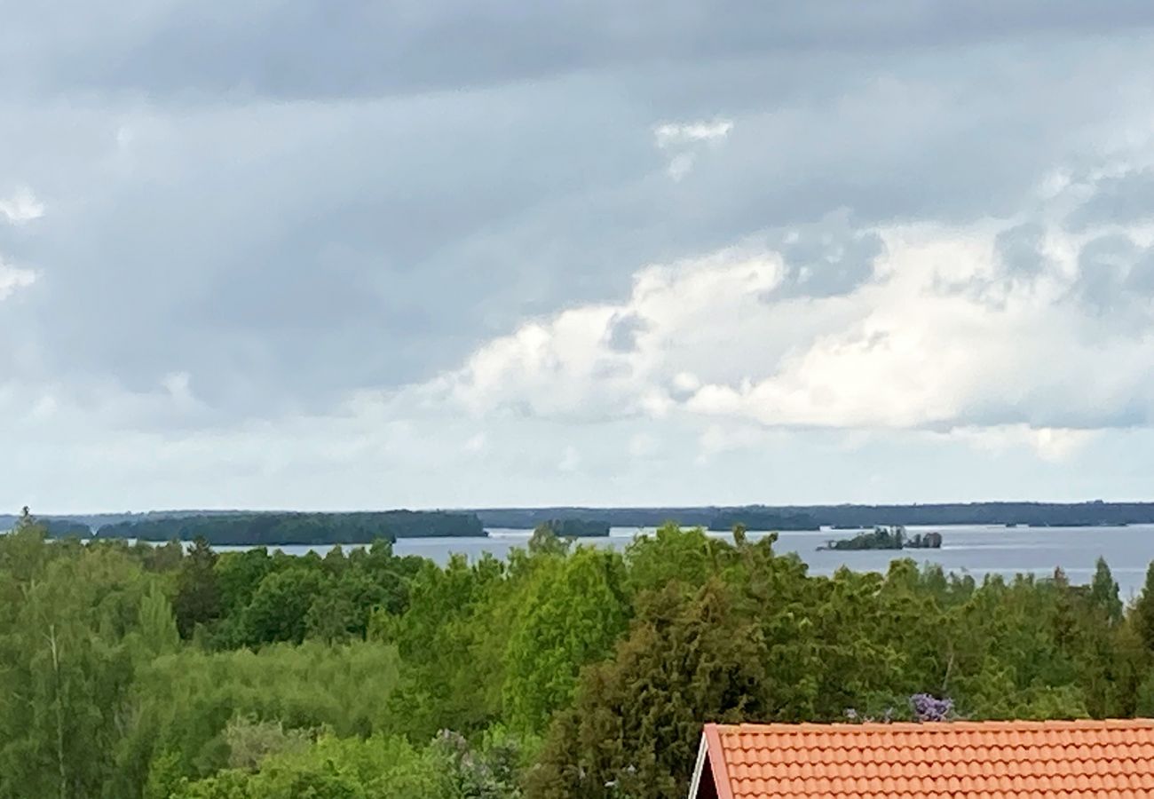House in Urshult -  Nice cottage close to Urshult with access to a boat by lake Åsnen | SE06027