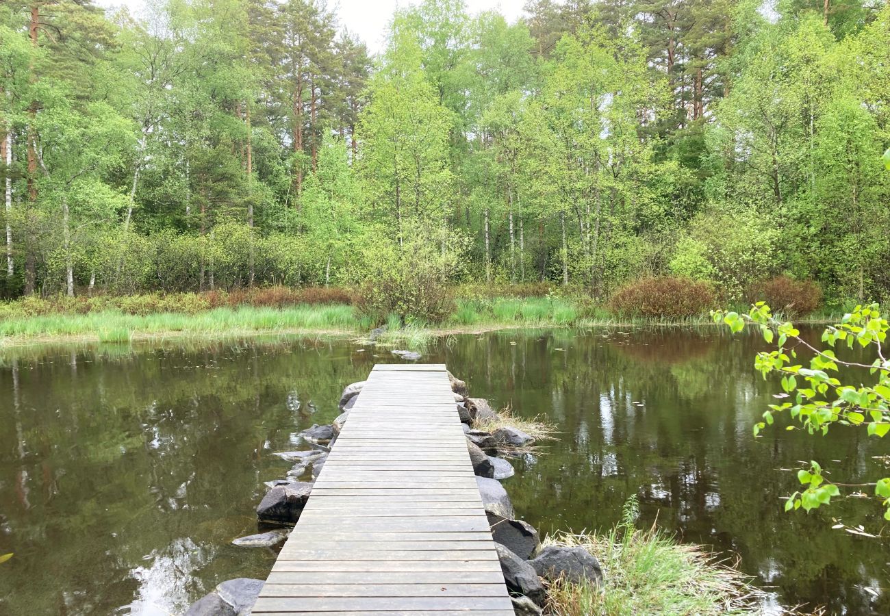 House in Urshult -  Nice cottage close to Urshult with access to a boat by lake Åsnen | SE06027
