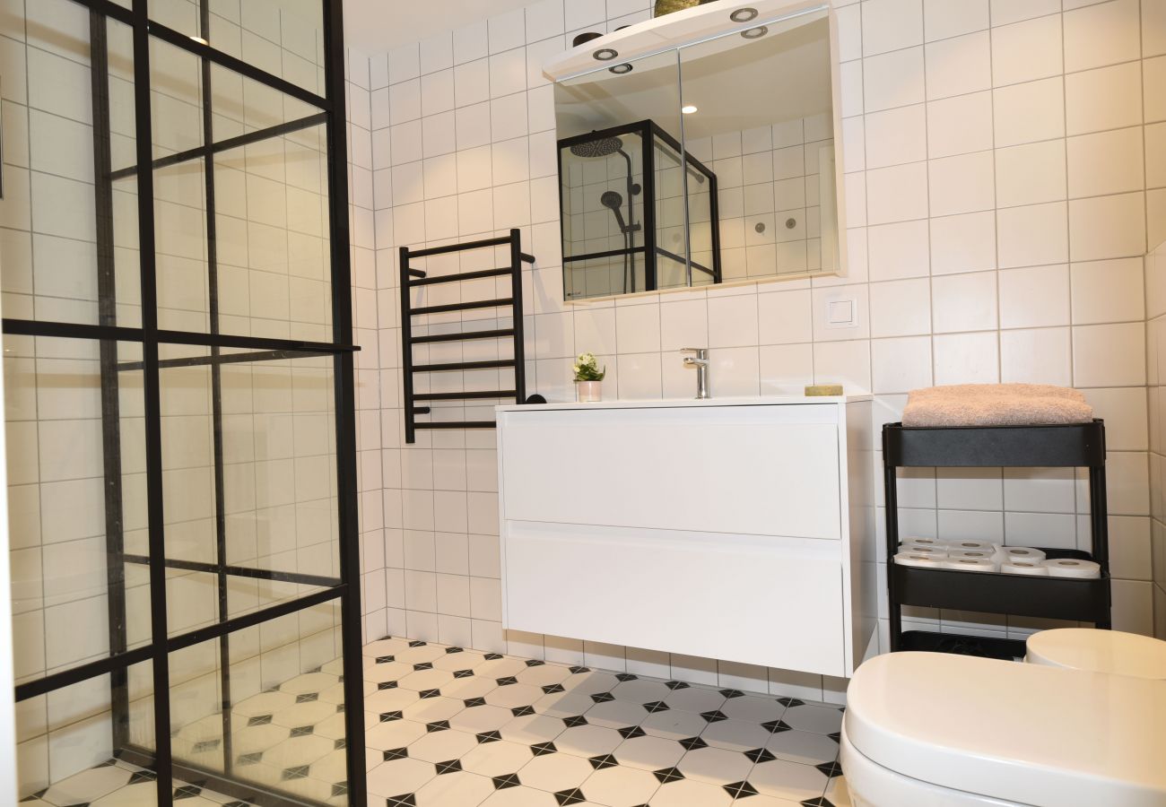 House in Göteborg -  Well-equipped terraced house in beautiful Örgryte
