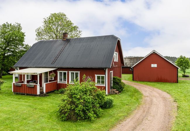  in Knäred - Nice holiday home in Trälshult in Halland | SE02023 