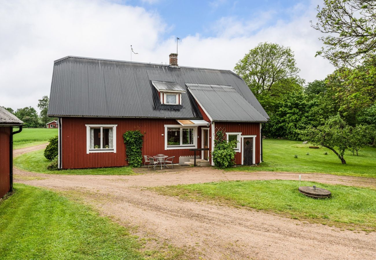 House in Knäred - Nice holiday home in Trälshult in Halland | SE02023 