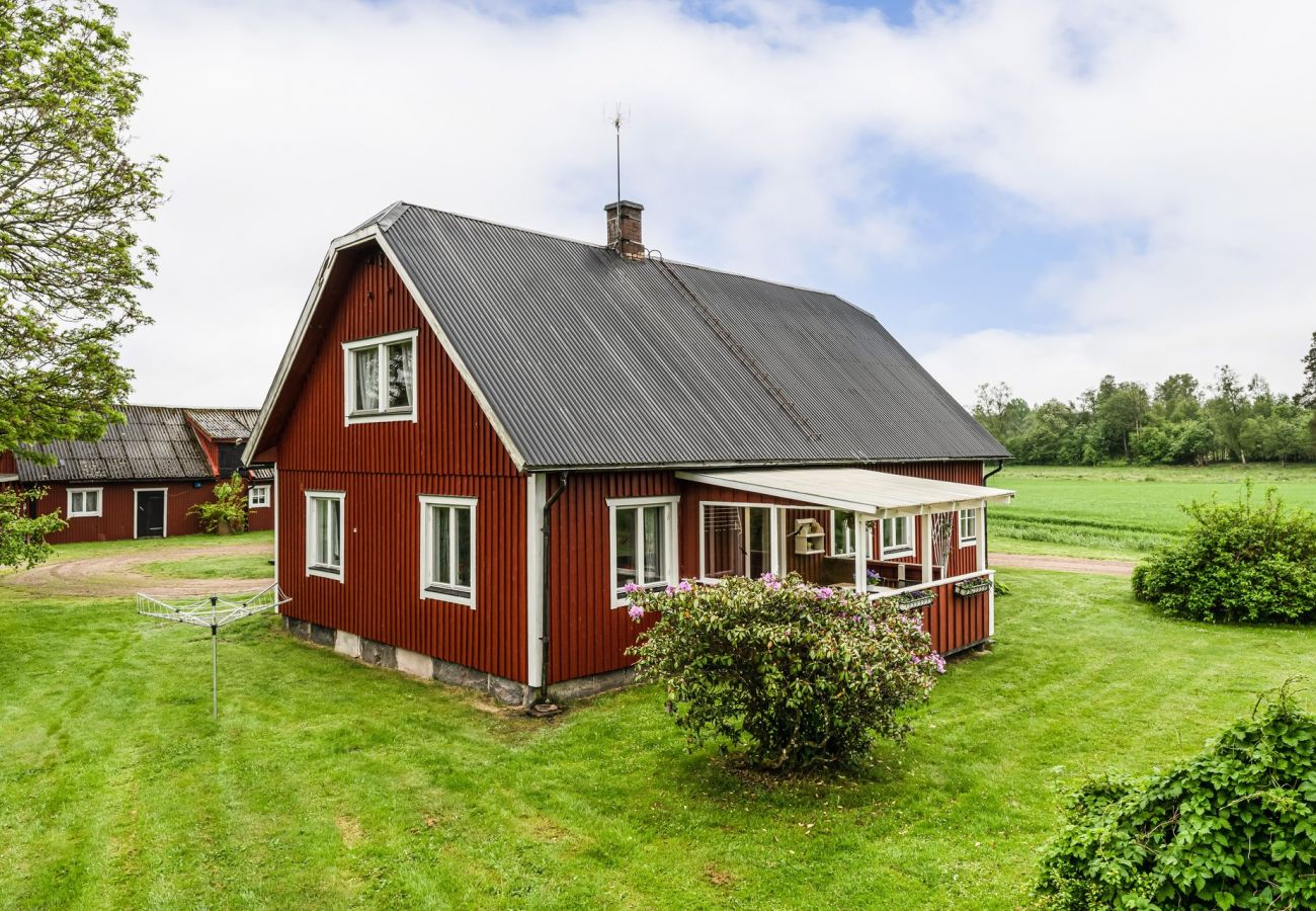 House in Knäred - Nice holiday home in Trälshult in Halland | SE02023 