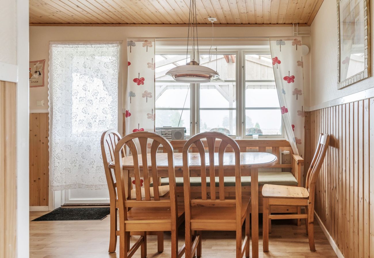 House in Vittaryd - Lovely holiday home in the village of Flattinge, 9.5 km from Lagan with a view of Flåren | SE06029