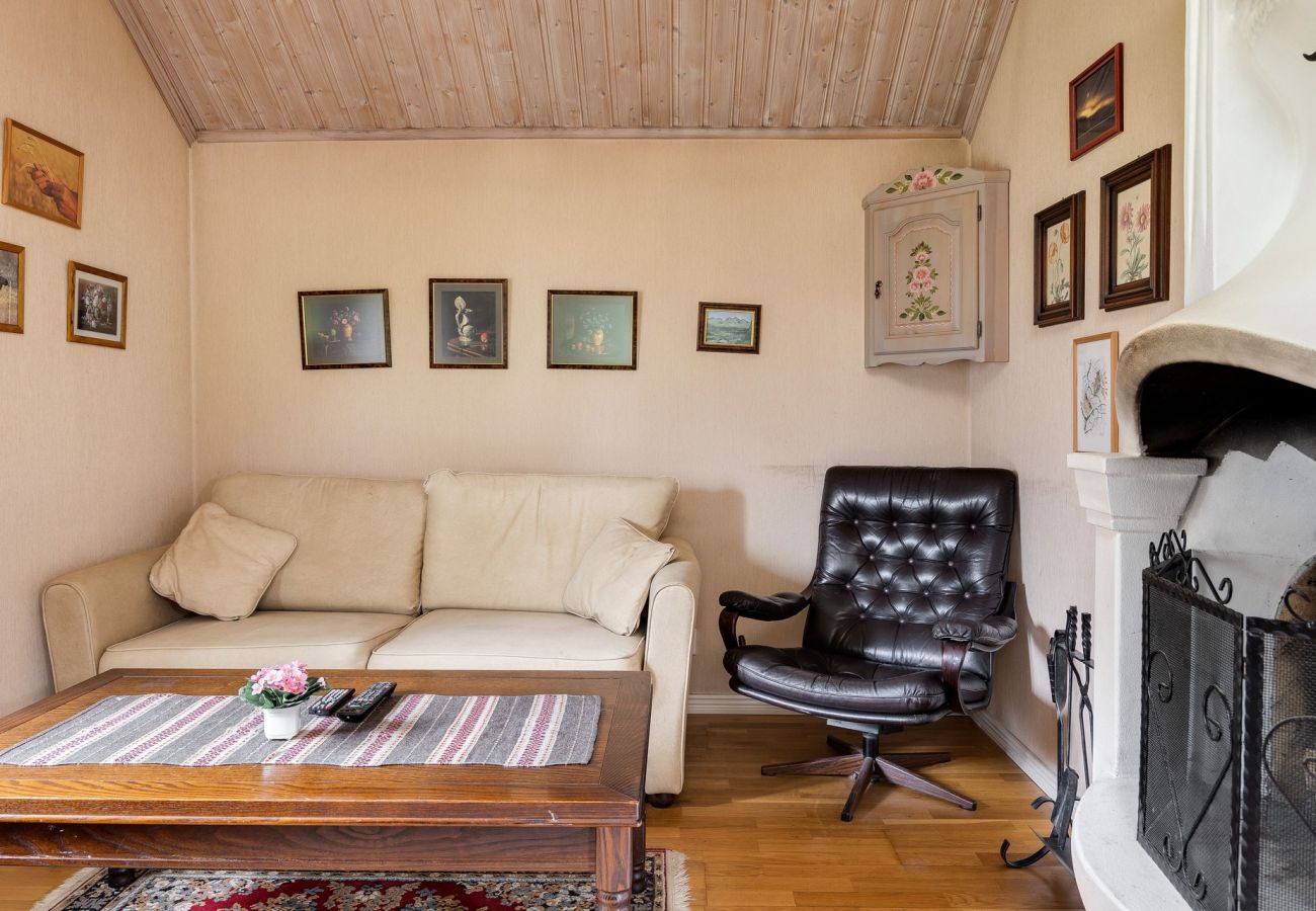 House in Burseryd - Cozy little cottage in Småland close to lake and fishing | SE07018