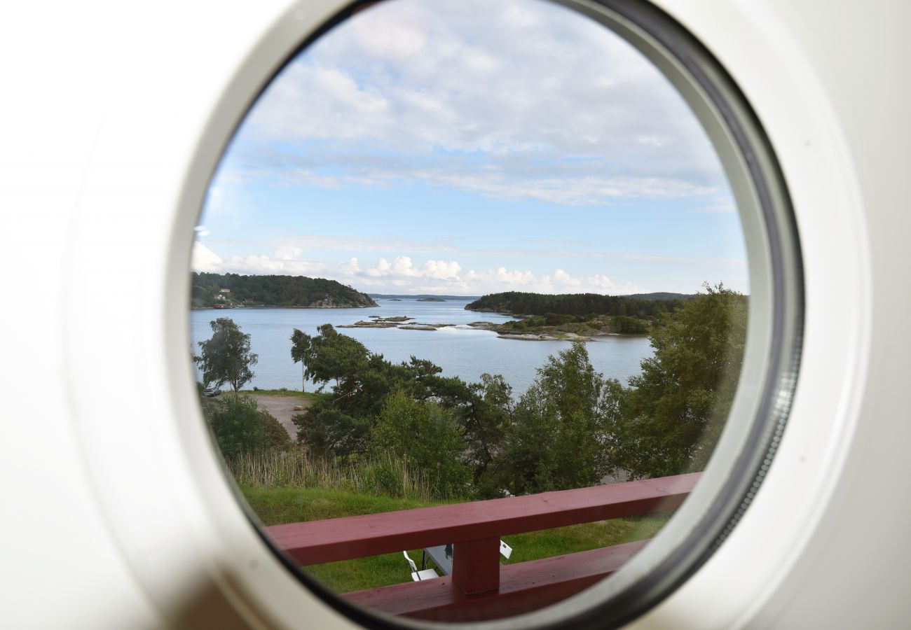 Apartment in Myggenäs - Lovely holiday apartment located on the beautiful and historic Almön