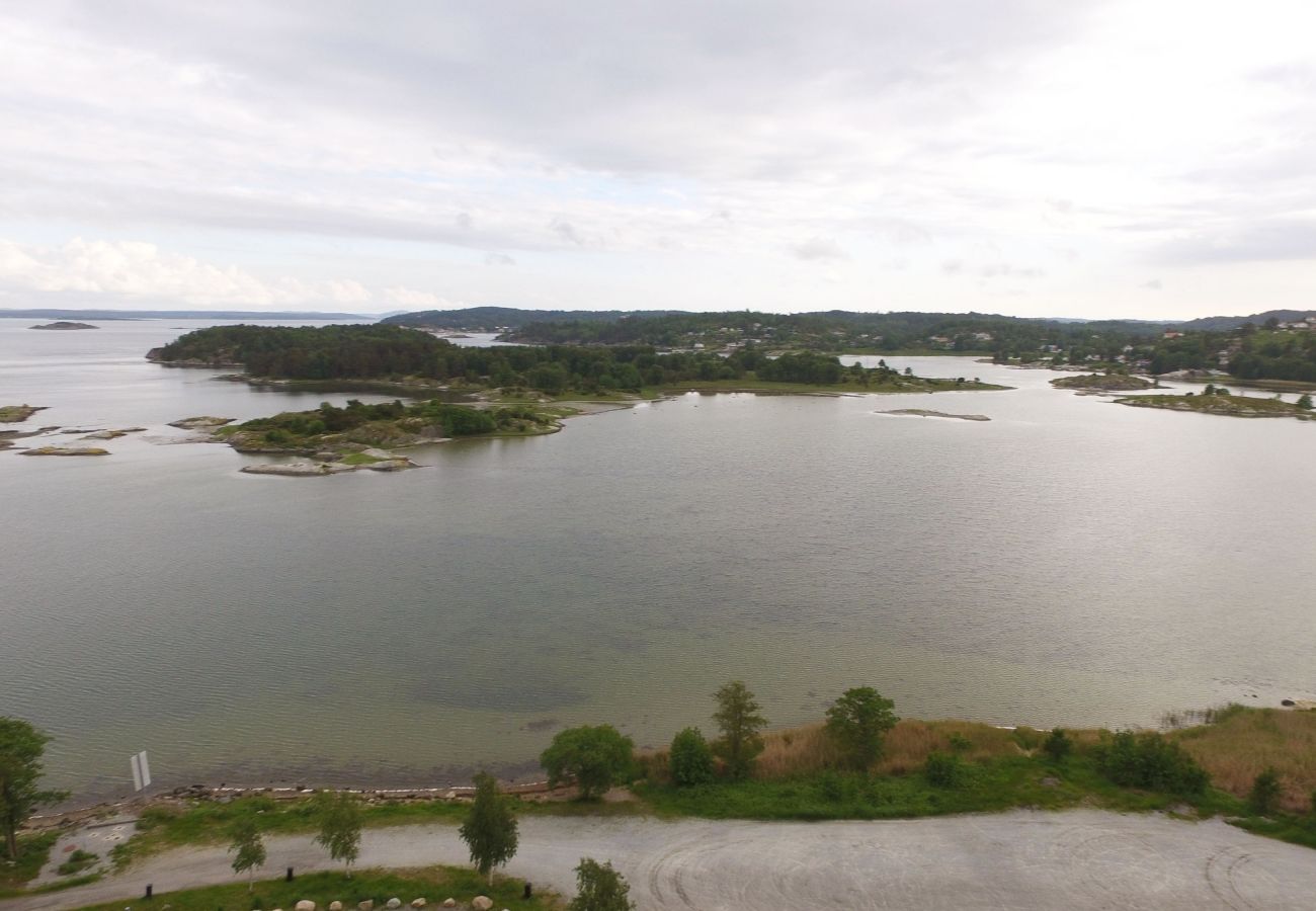 Apartment in Myggenäs - Holiday apartment with beautiful views on Almön