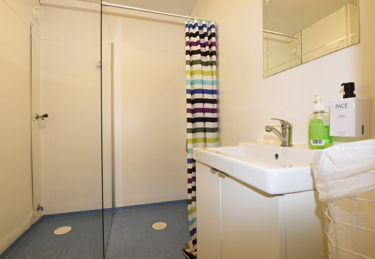 Apartment in Myggenäs - Nice holiday accommodation on Tjörn, by Almön