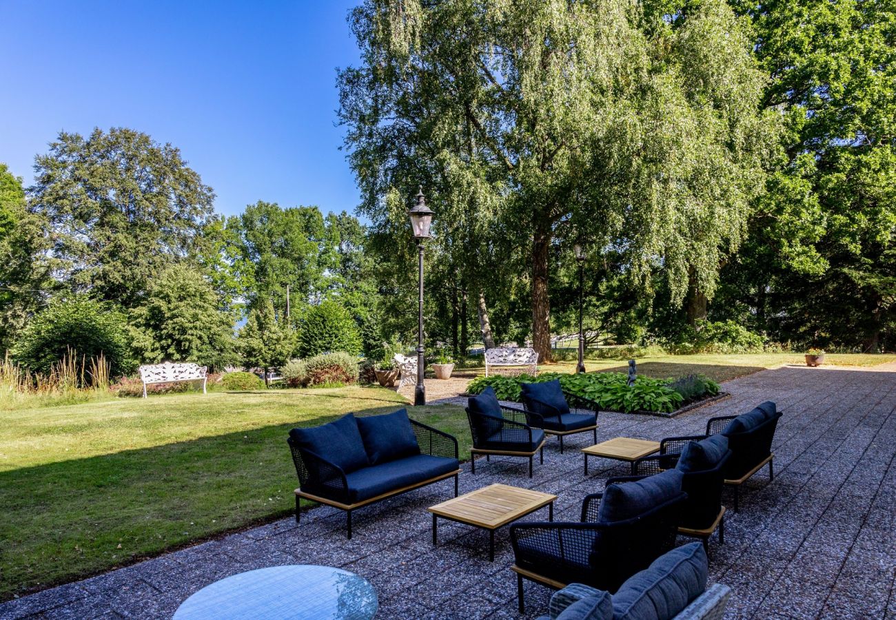 House in Rydaholm - Fantastic holiday home with a sandy beach by Lake Furen