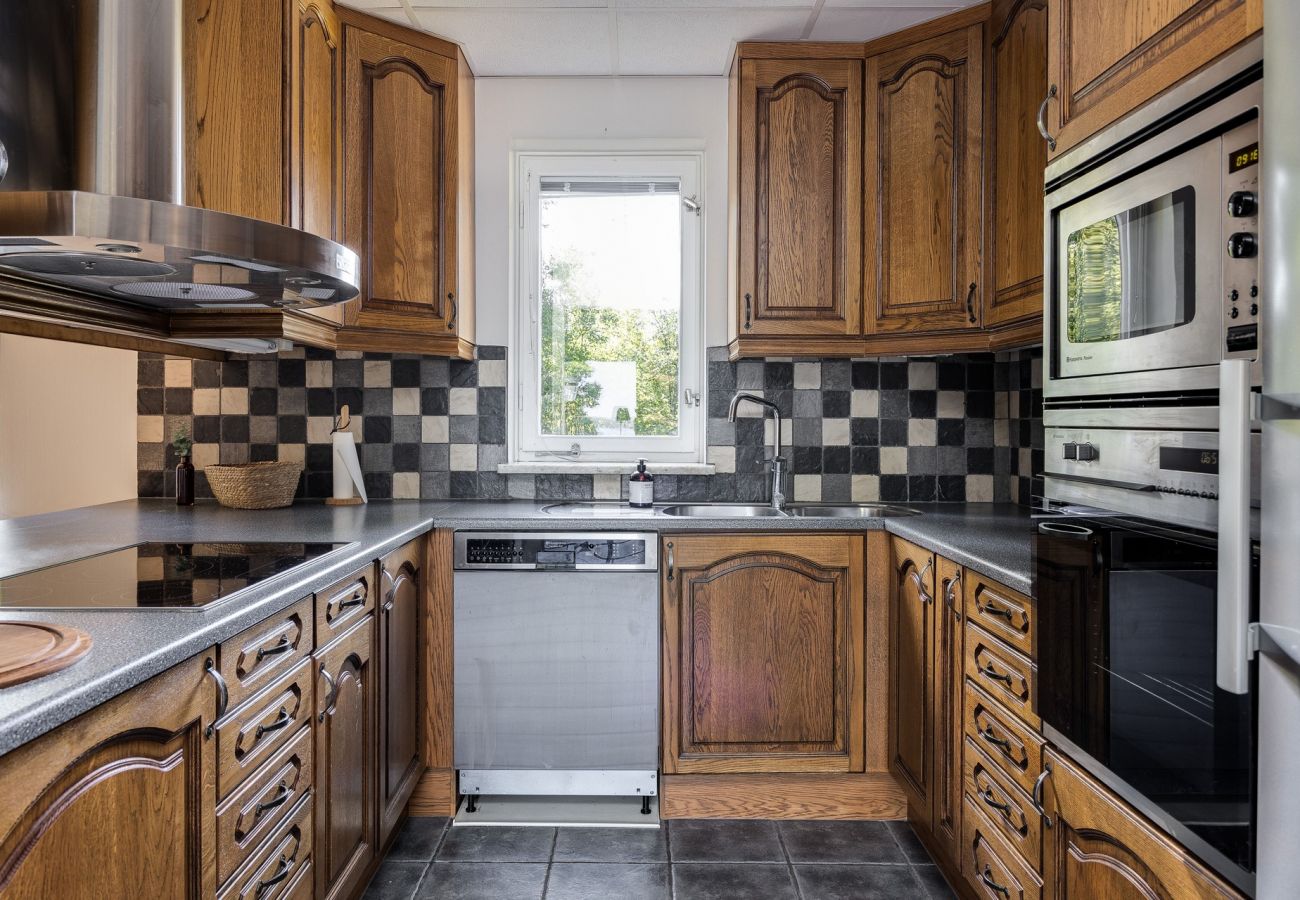 House in Rydaholm - Fantastic holiday home with a sandy beach by Lake Furen