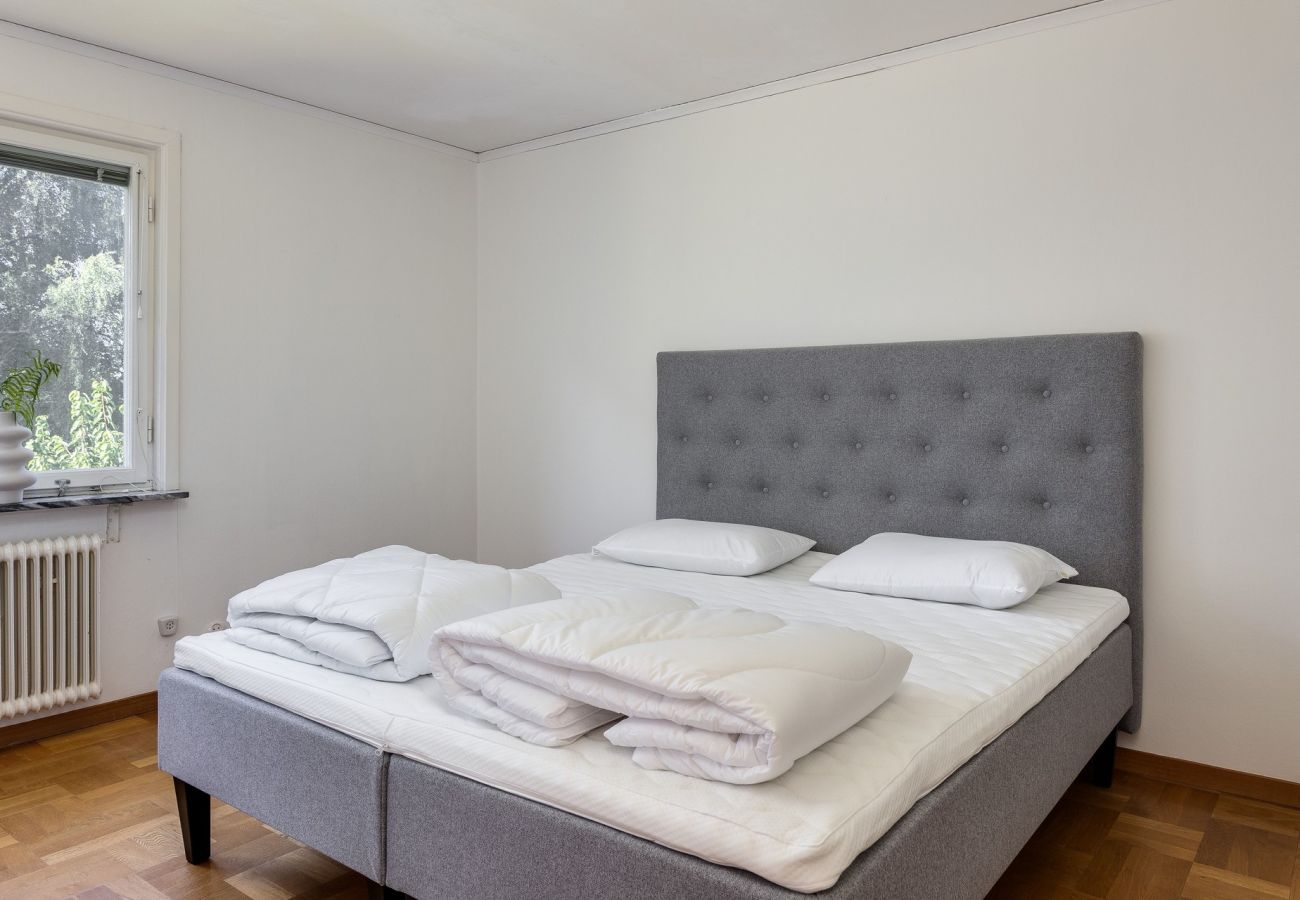 House in Rydaholm - Large and modern house with sandy beach