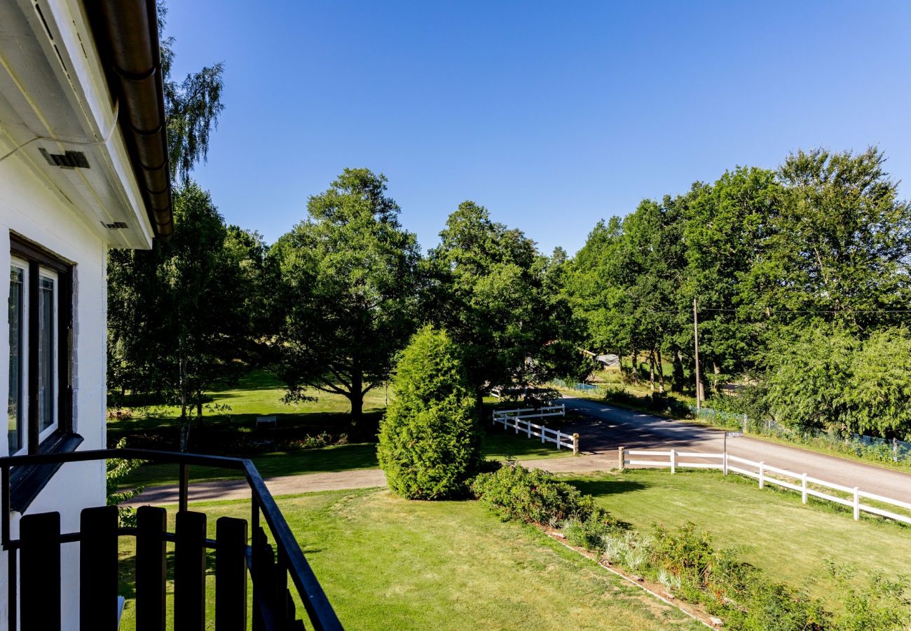 House in Rydaholm - Large and modern house with sandy beach