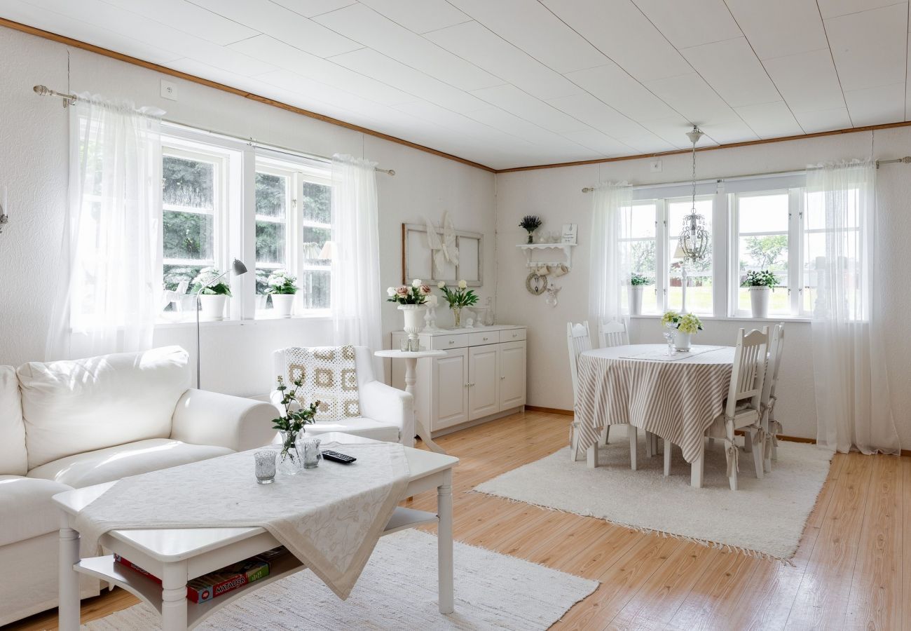 House in Rydaholm - Nice cottage in Sjuhult with proximity to Lake Rymmen