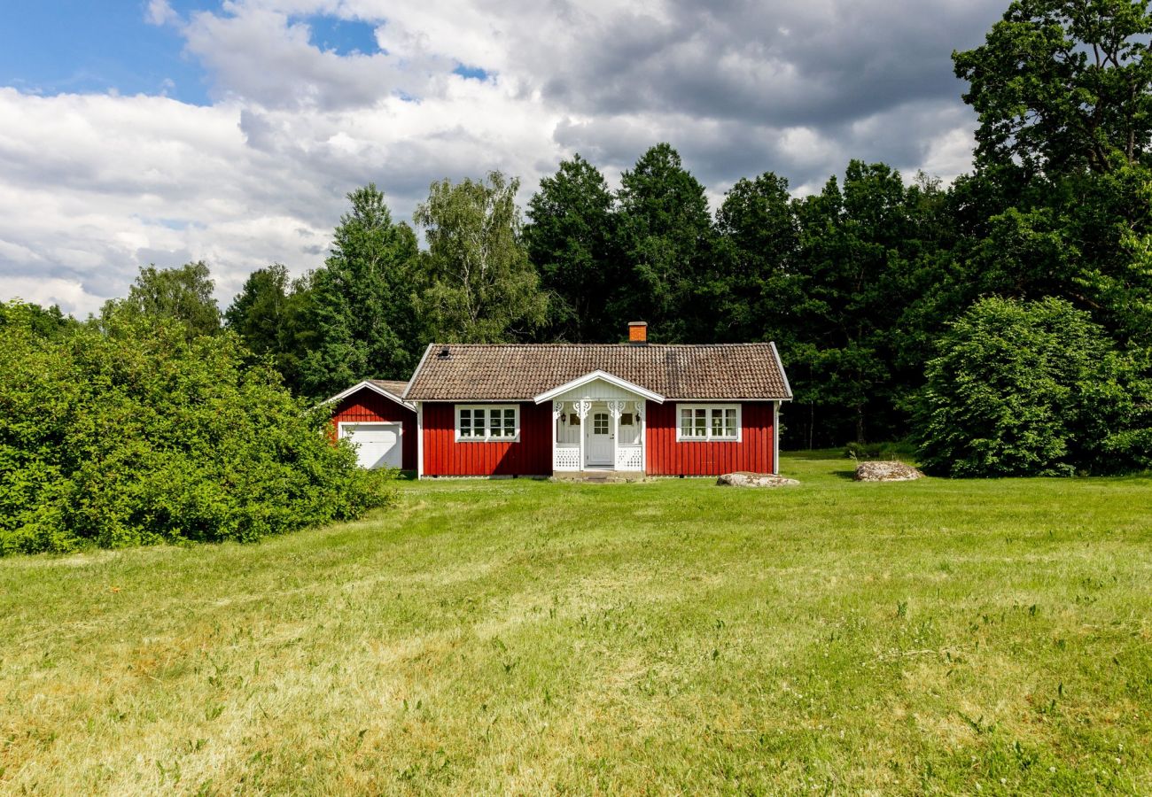 House in Rydaholm - Nice cottage in Sjuhult with proximity to Lake Rymmen