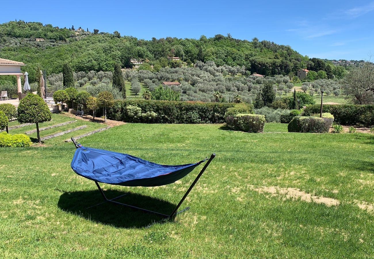 Villa in Châteauneuf-Grasse - Villa Ock en Bourg - Etoiles du Sud