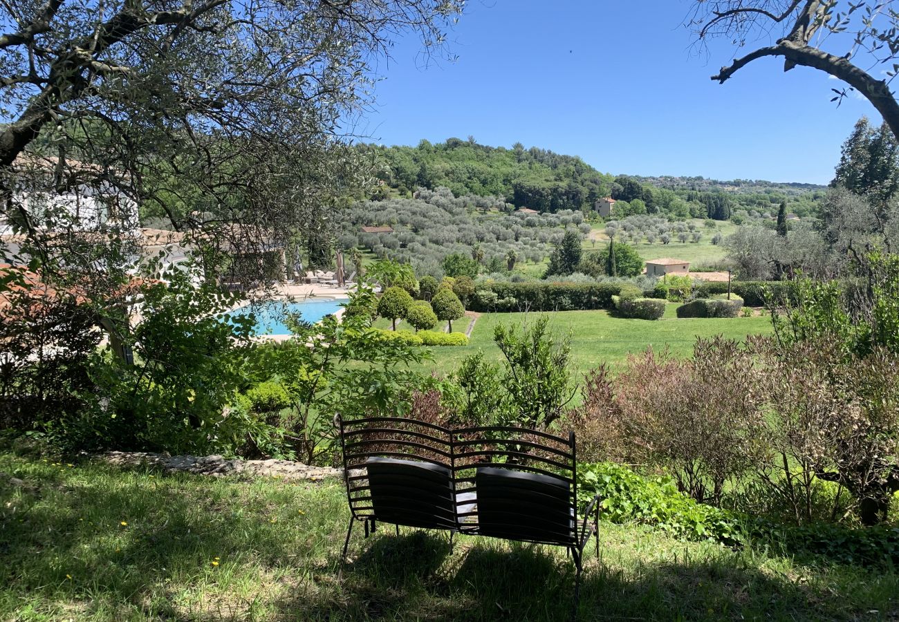 Villa in Châteauneuf-Grasse - Villa Ock en Bourg - Etoiles du Sud