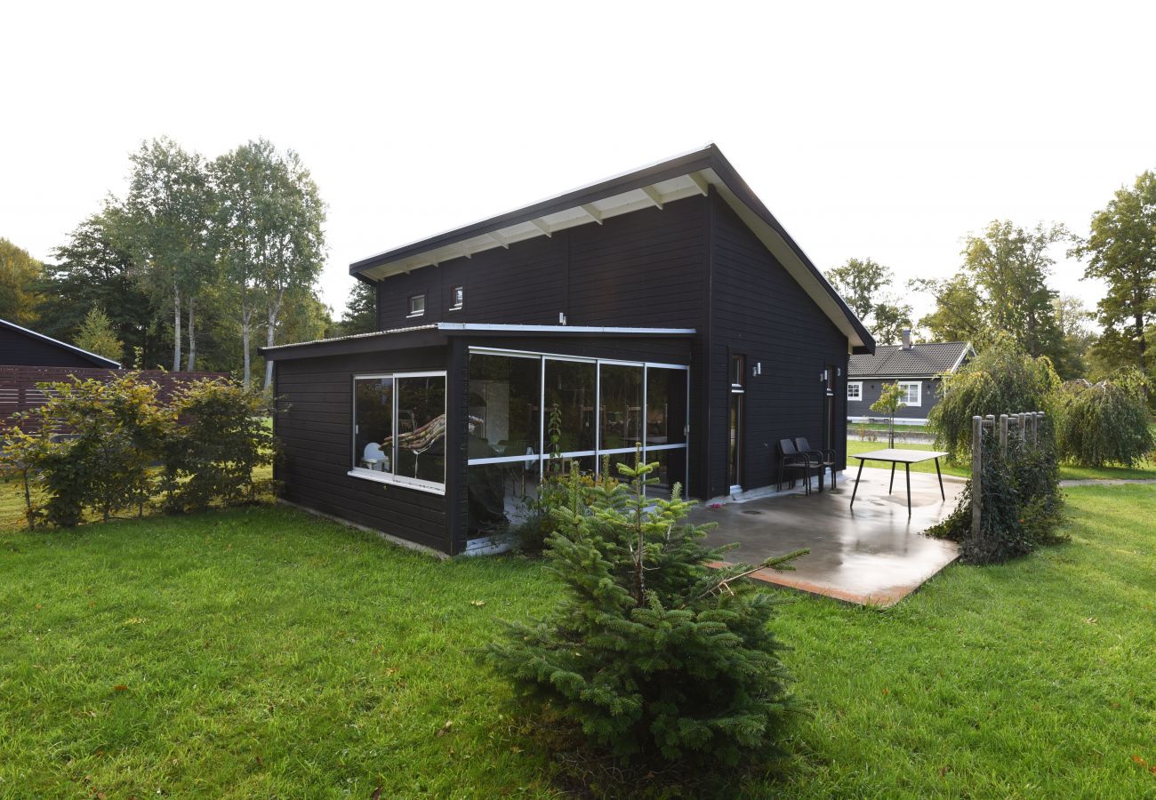 House in Löttorp - Modern holiday home in scenic Stennige, Öland | SE04009
