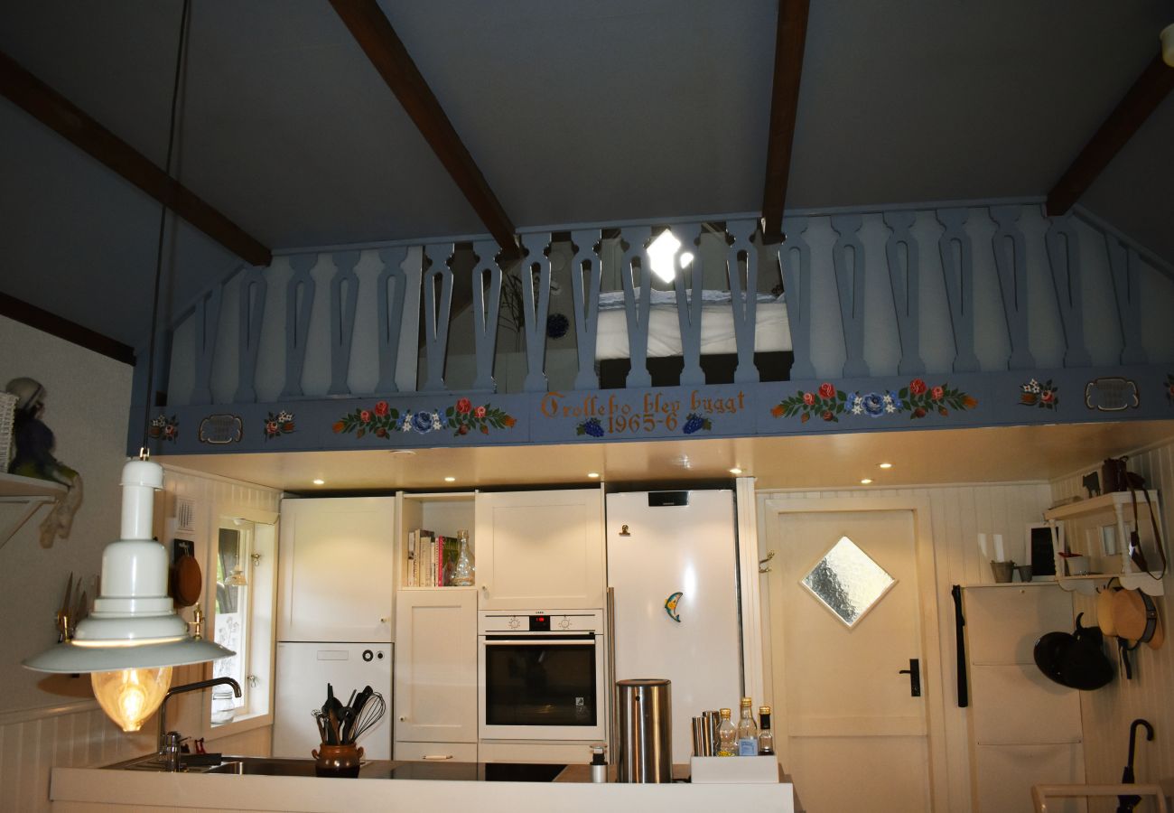 House in Tidaholm - Nice holiday home in Hökensås nature reserve | SE08070