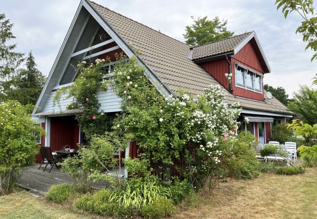 Färjestaden - House