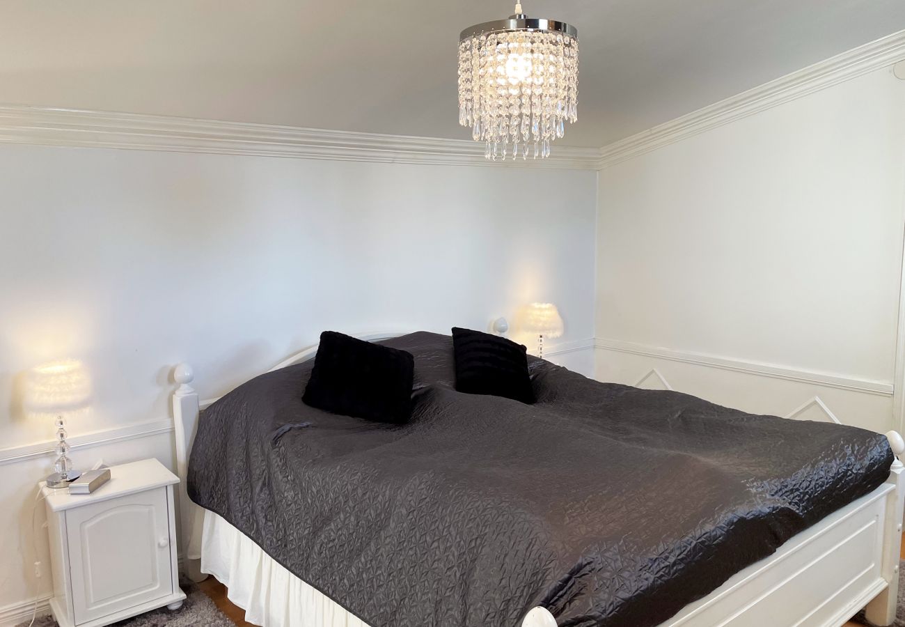 House in Motala - Luxury house in Motala with heated pool | SE10014