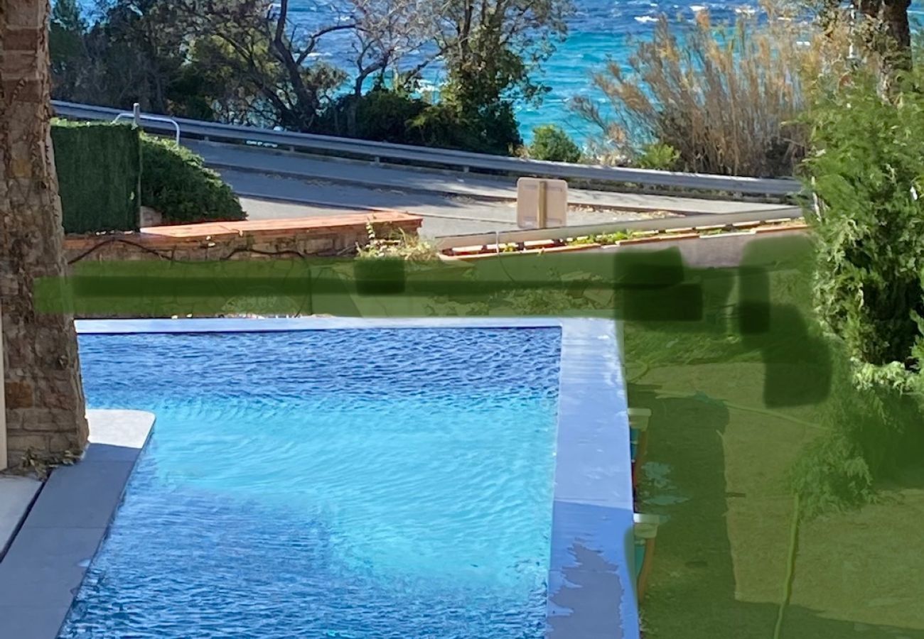 Villa in Agay - Villa the View - Etoiles du Sud