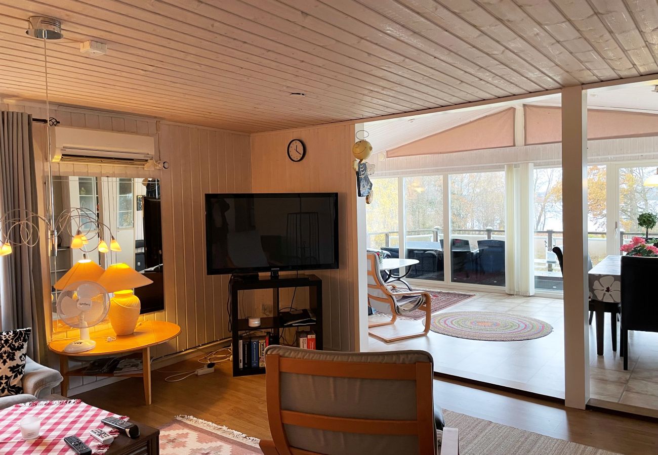 House in Lagan - Lovely holiday home with a panoramic view of lake Flåren near Lagan | SE06042