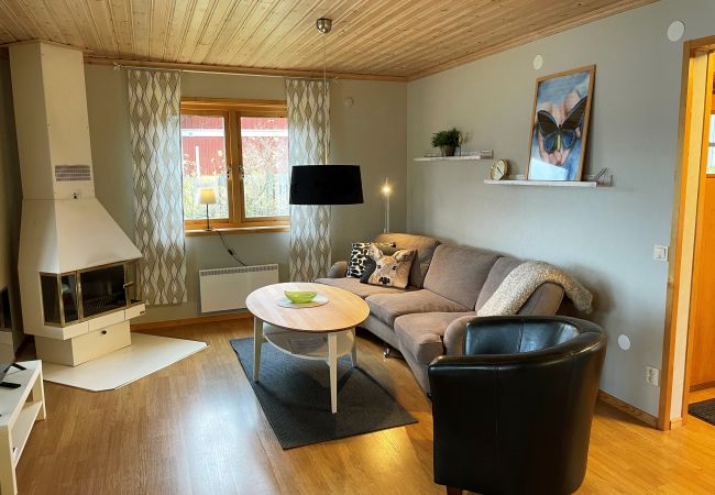 House in Vaggeryd - Cottage with lake plot and panoramic view of lake Fängen, Vaggeryd | SE07026