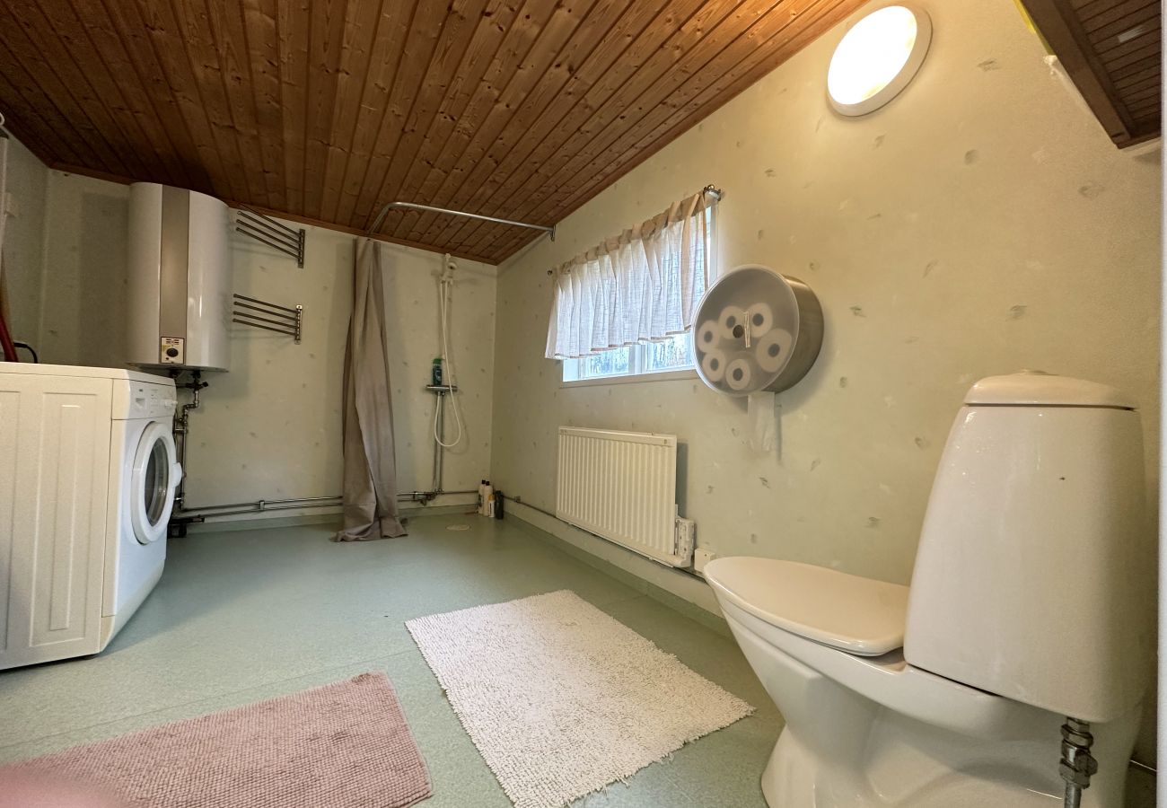 House in Färjestaden - Cozy holiday house on Öland near family-friendly beaches | SE04012