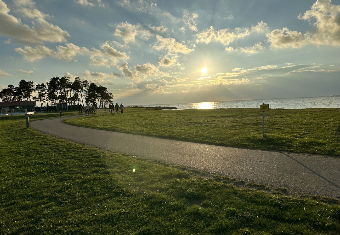 House in Färjestaden - Cozy holiday house on Öland near family-friendly beaches | SE04012