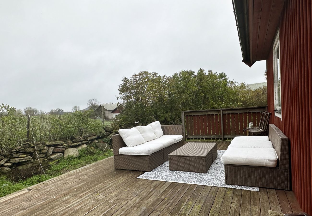 House in Färjestaden - Cozy holiday house on Öland near family-friendly beaches | SE04012