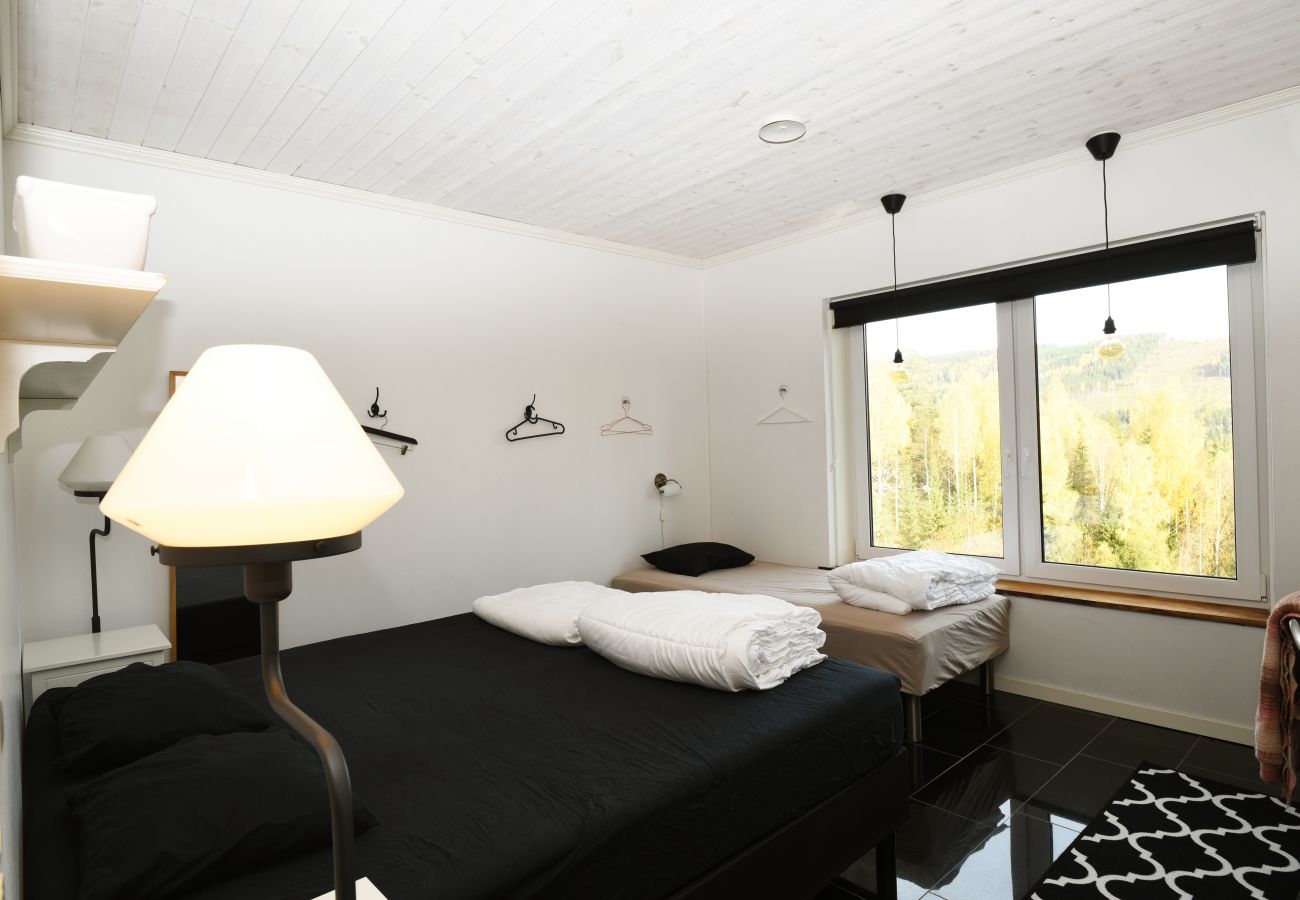 House in Sysslebäck - Large holiday house located in the middle of the slope of Branäsberget | SE18019