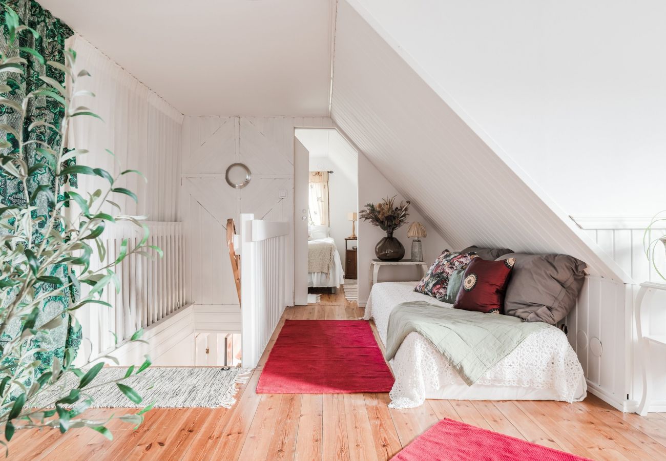 House in Hästveda -  Charming holiday home in Hästveda, Skåne | SE01033