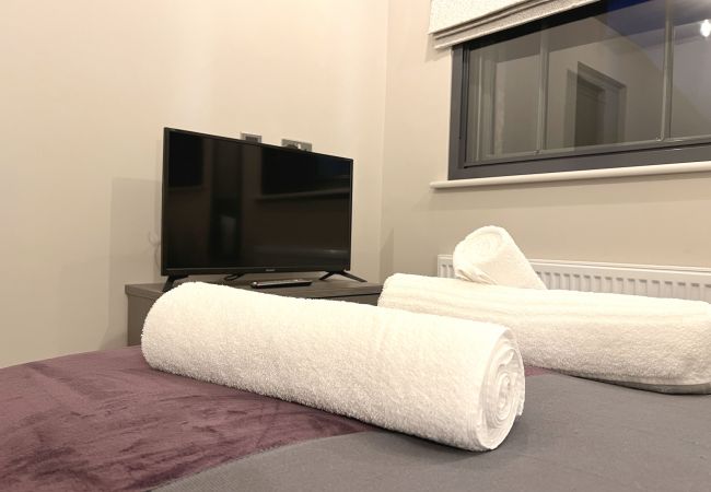 Apartment in Birmingham - ★ Brand New SILVER FORGE - Charming Two Bedroom Apartment - City Centre - Lux Apartment