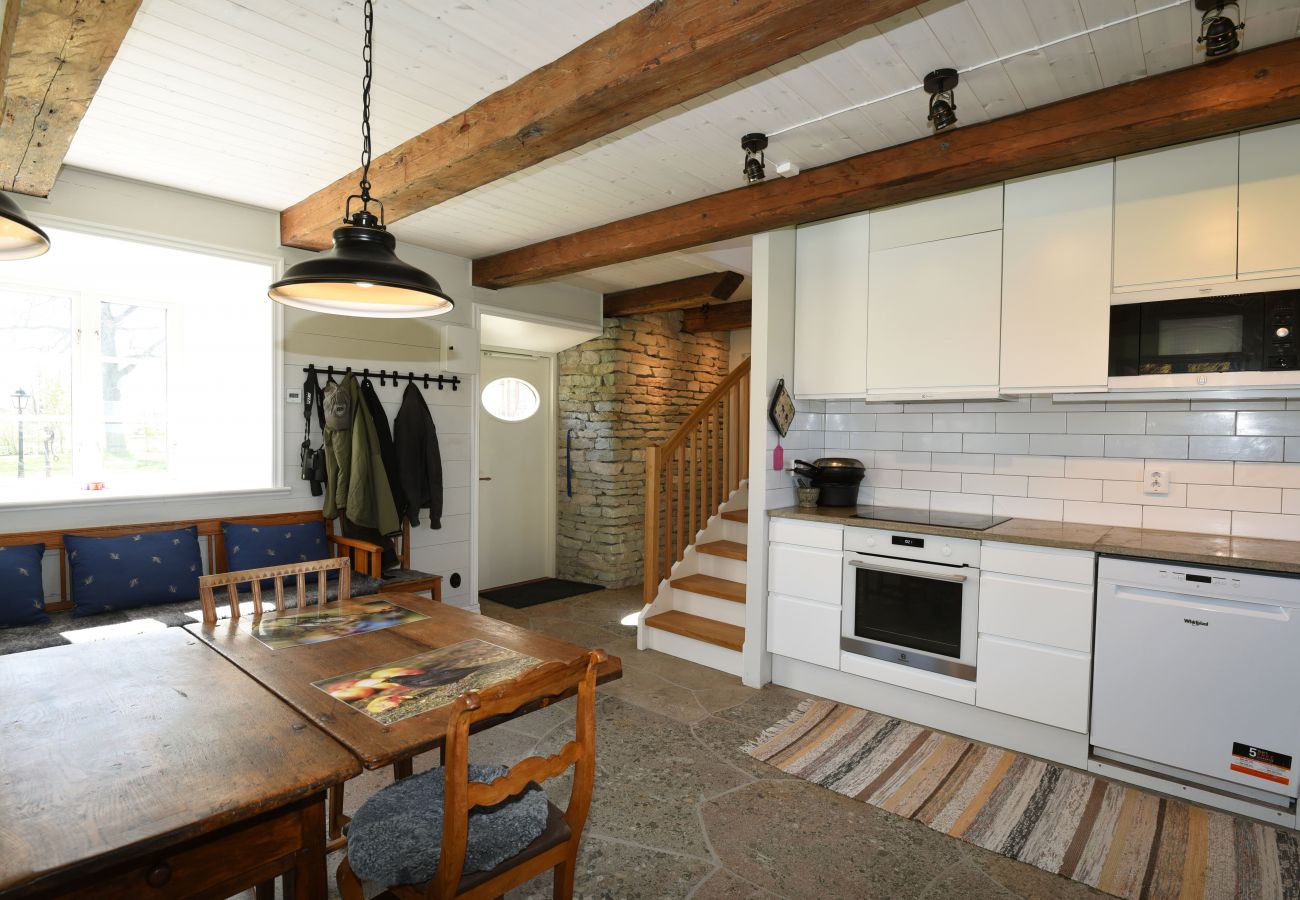 House in Gotlands Tofta - Well-maintained and cozy cottage in Gotland's Tofta | SE12013