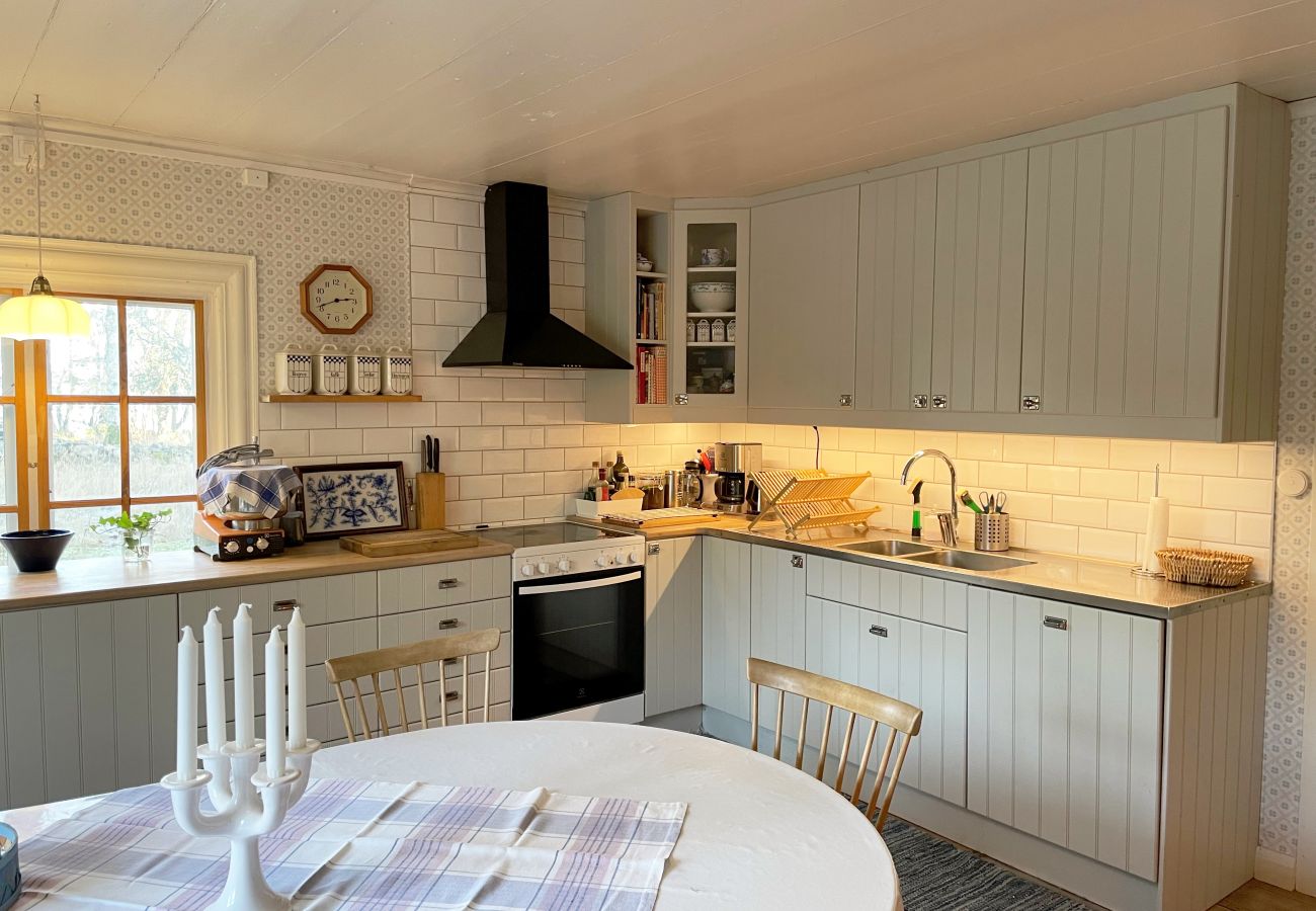 House in Urshult - Fantastic holiday home with own lake plot at Mien | SE06045