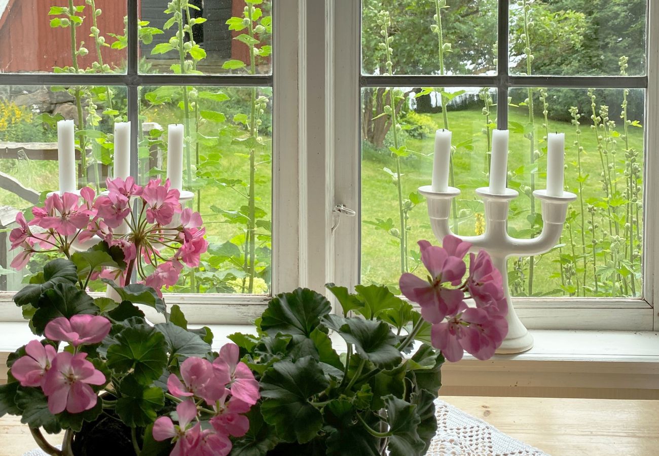 House in Urshult - Fantastic holiday home with own lake plot at Mien | SE06045