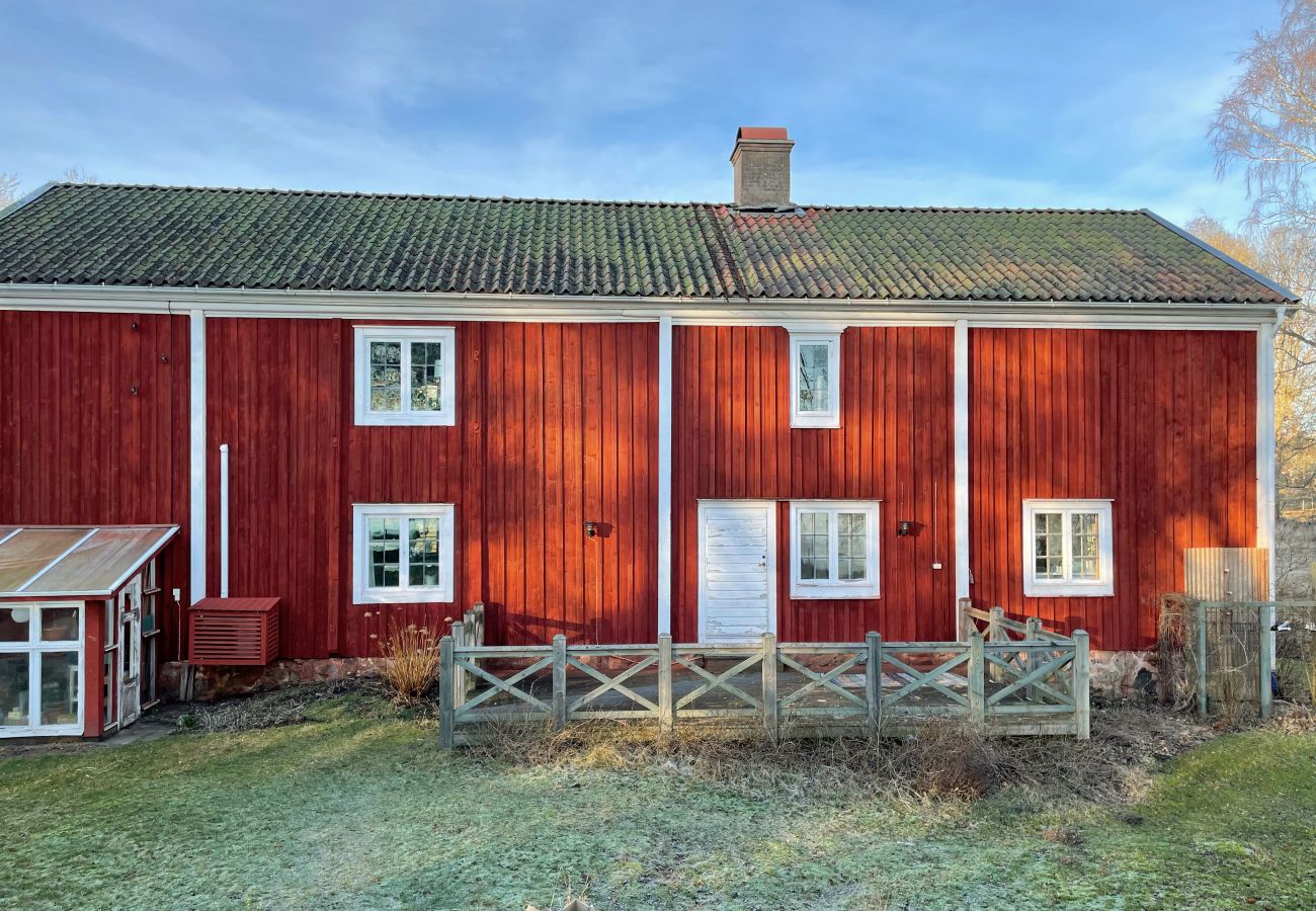 House in Urshult - Fantastic holiday home with own lake plot at Mien | SE06045