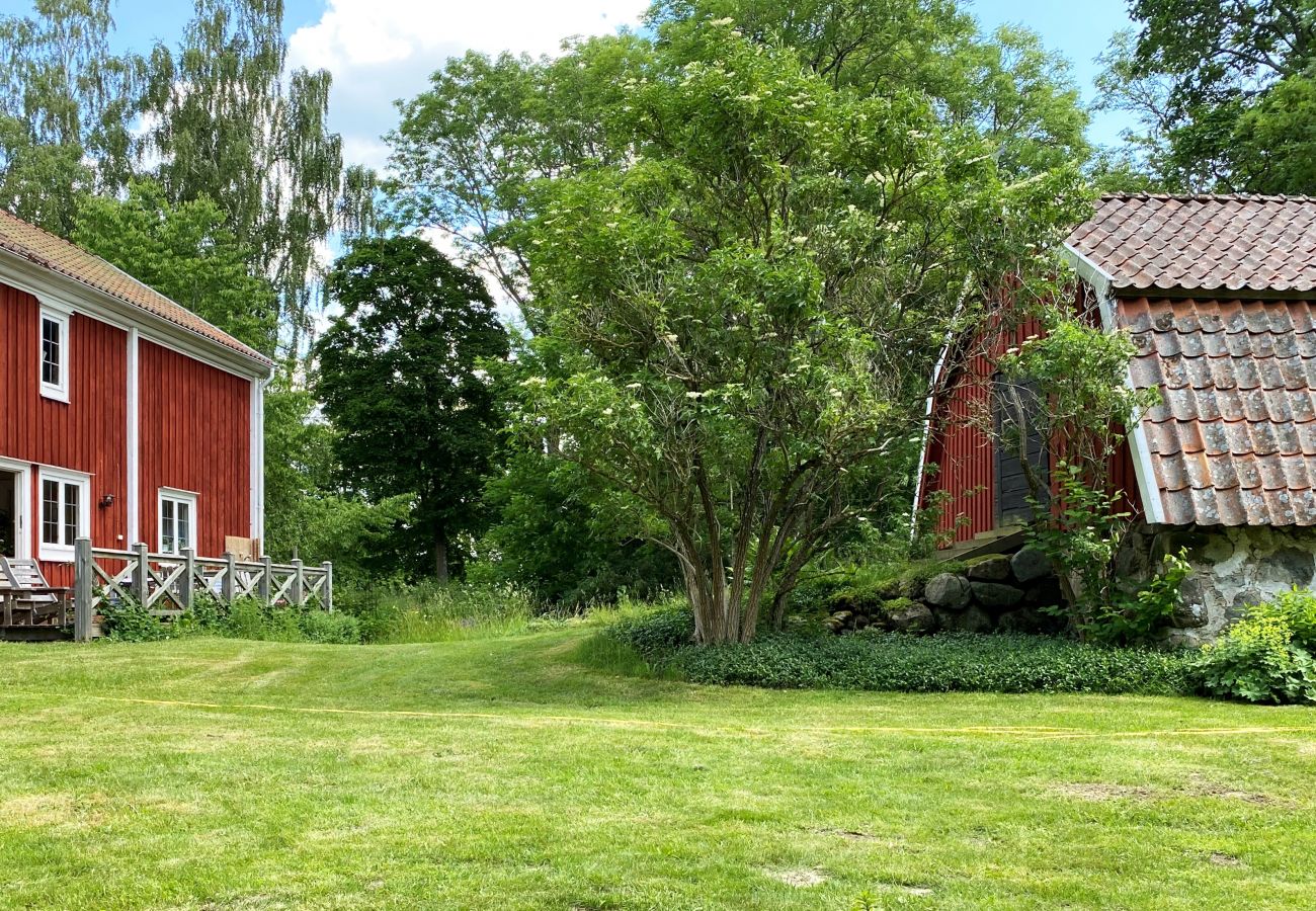 House in Urshult - Fantastic holiday home with own lake plot at Mien | SE06045