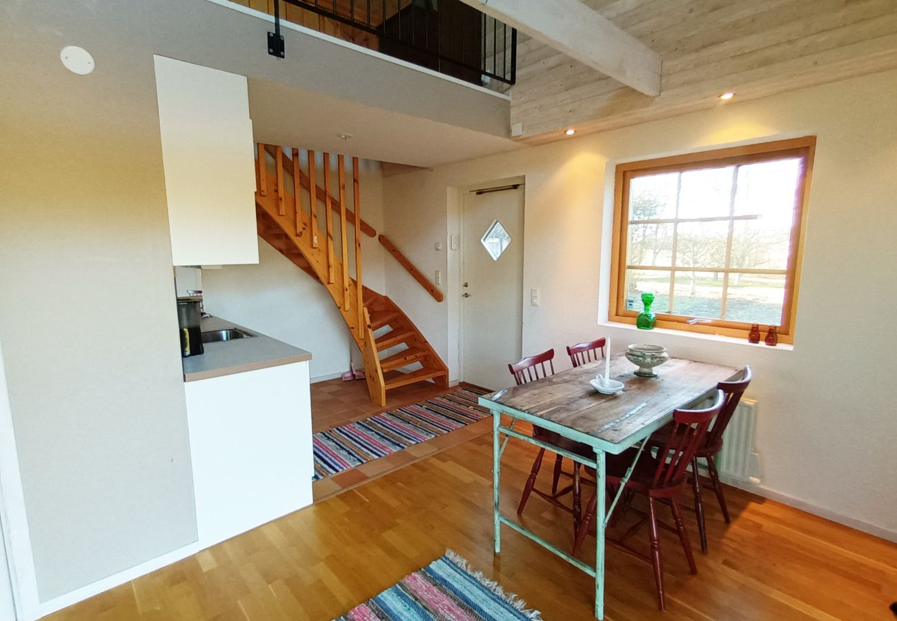 House in Gärsnäs - Cozy holiday home in Gärsnäs near Simrishamn and Österlen | SE01038