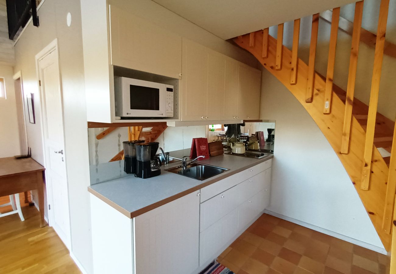 House in Gärsnäs - Cozy holiday home in Gärsnäs near Simrishamn and Österlen | SE01038