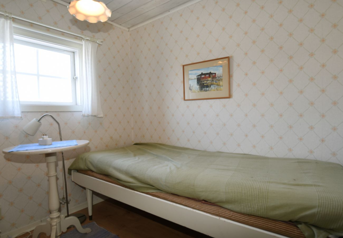 House in Färjestaden -  Cozy holiday home in the heart of Öland | SE04013