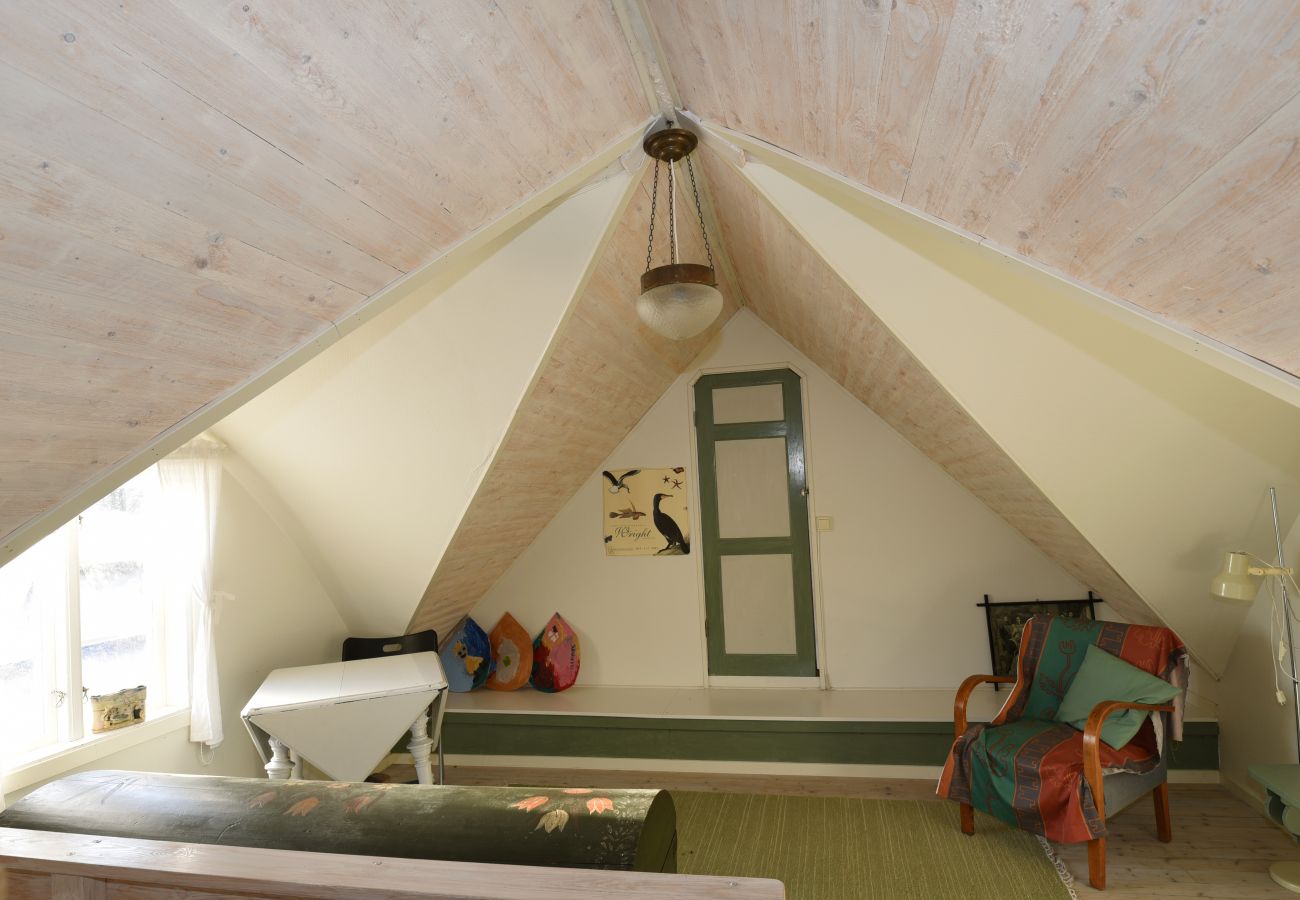 House in Färjestaden -  Cozy holiday home in the heart of Öland | SE04013